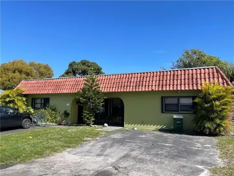 7118 NW 78th Avenue Tamarac FL 33321