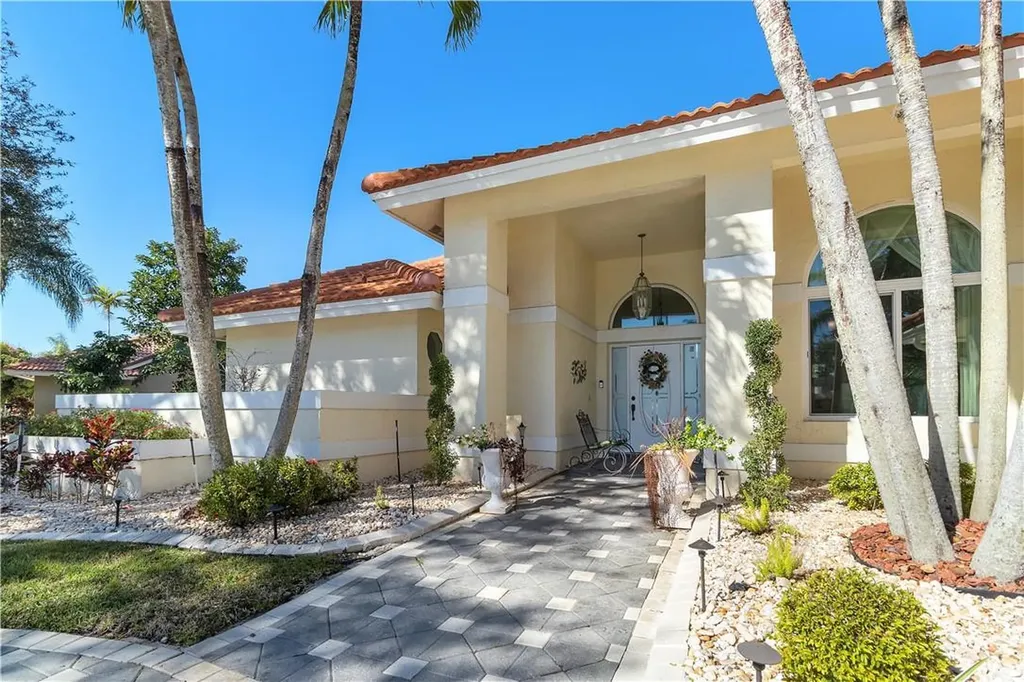 9765 NW 48th Drive Coral Springs FL 33076