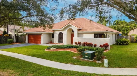 11041 NW 18th Manor Plantation FL 33322