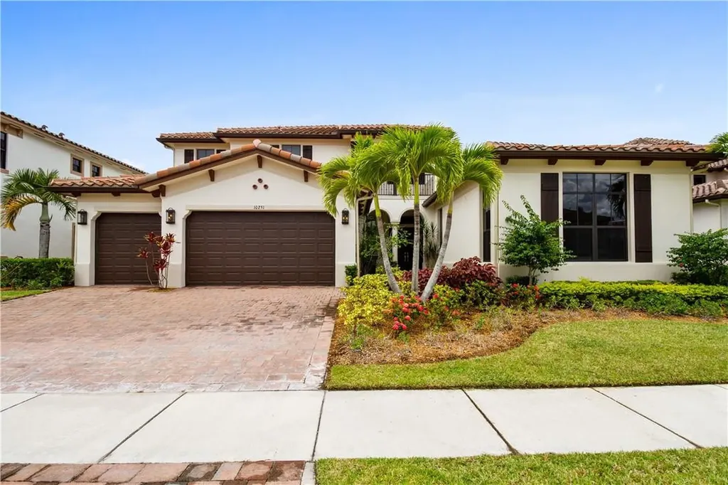 10251 Peninsula Place Parkland FL 33076