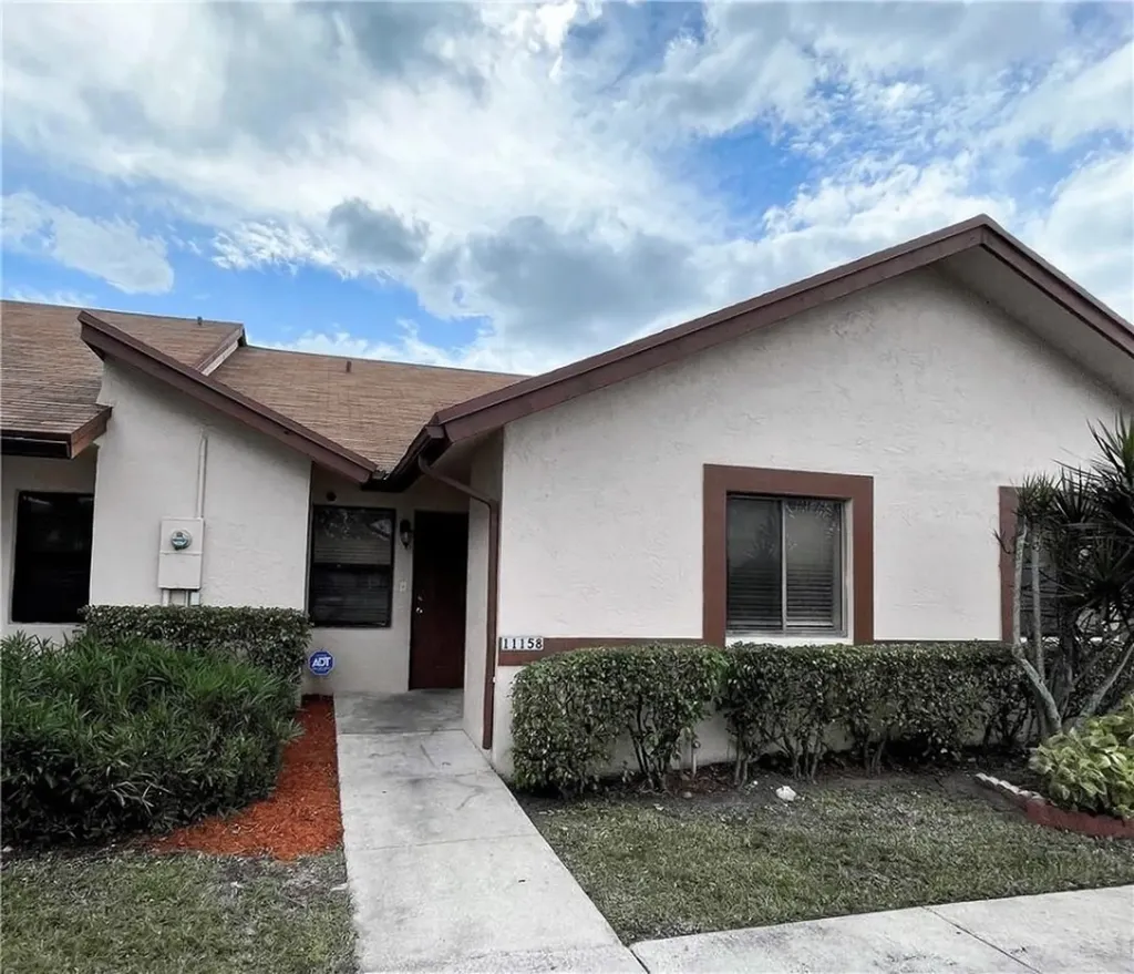 11158 NW 38th Street Sunrise FL 33351
