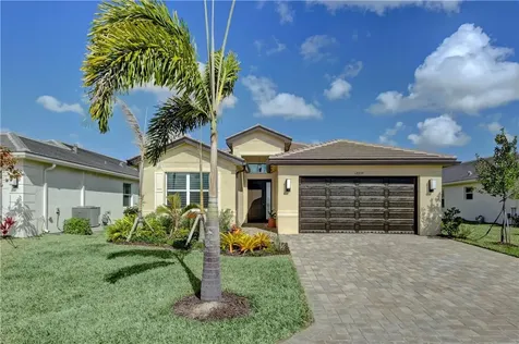 12235 SW Sandpiper Way Port St Lucie FL 34987