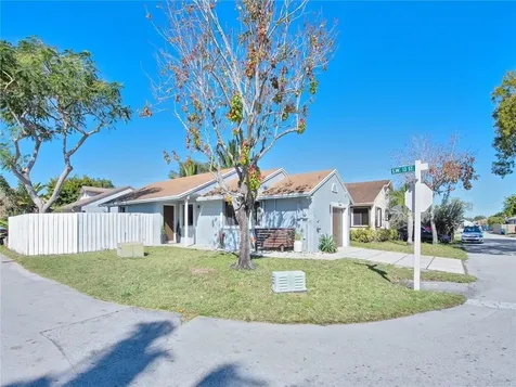 1270 SW 110th Avenue Pembroke Pines FL 33025