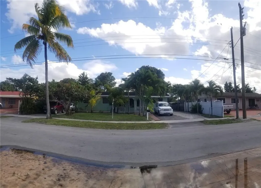 4960 NW 178th Terrace Miami Gardens FL 33055