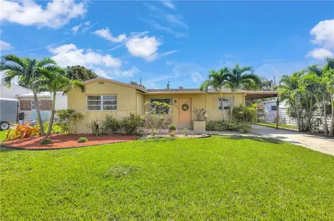 2636 Wilson Street Hollywood FL 33020