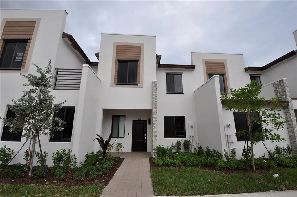 410 NE 208th Terrace Miami FL 33179