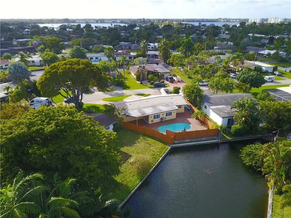 3650 NW 17th Terrace Oakland Park FL 33309