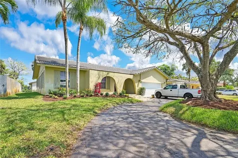1691 NW 82nd Avenue Coral Springs FL 33071