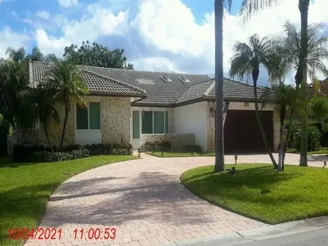 8659 NW 49th Drive Coral Springs FL 33067