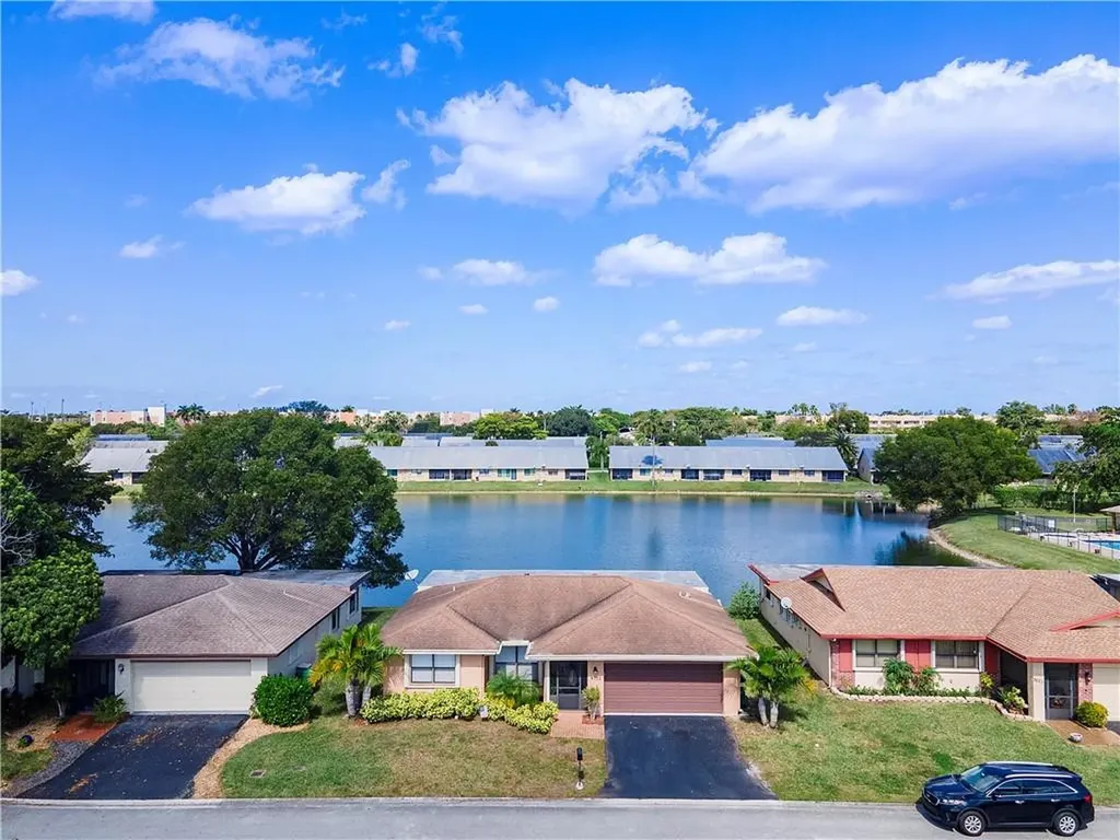 9703 NW 75th Court Tamarac FL 33321