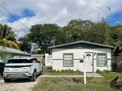 919 NE 37th Street Oakland Park FL 33334