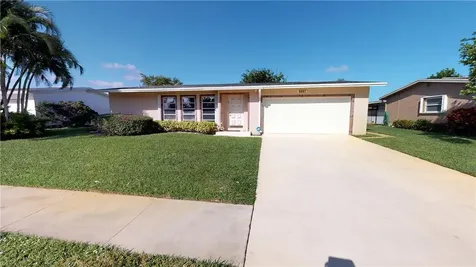 6387 Country Wood Way Delray Beach FL 33484