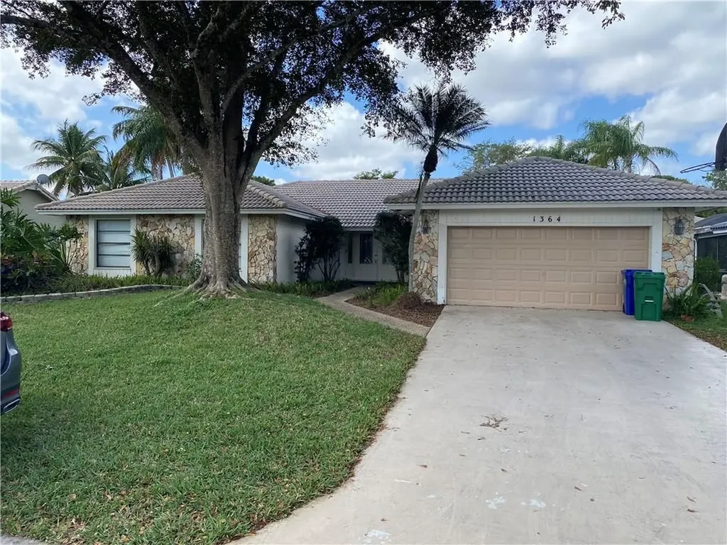 1364 NW 112th Way Coral Springs FL 33071
