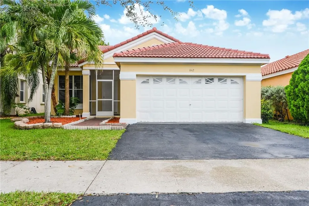 842 Falling Water Road Weston FL 33326