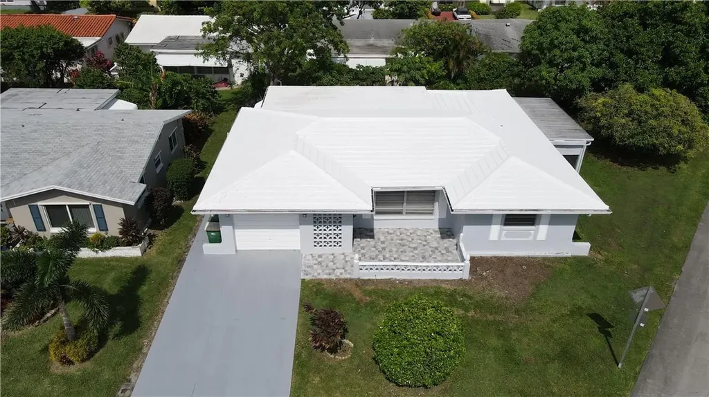 4705 NW 49th Drive Tamarac FL 33319