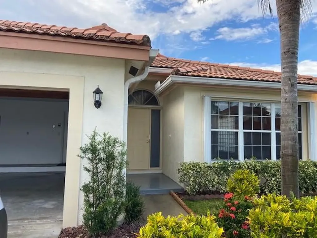 18288 SW 3rd Street Pembroke Pines FL 33029