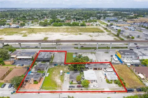3031 NW 78th Street Miami FL 33147