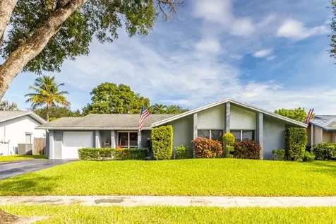 10461 SW 51st Street Cooper City FL 33328