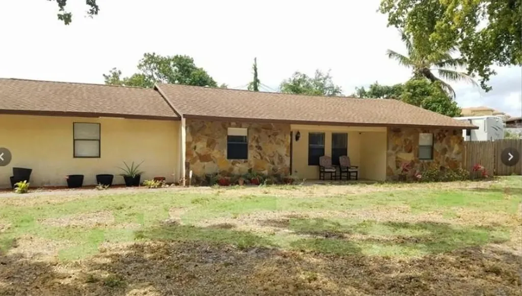 350 NW 22nd Street Boca Raton FL 33431