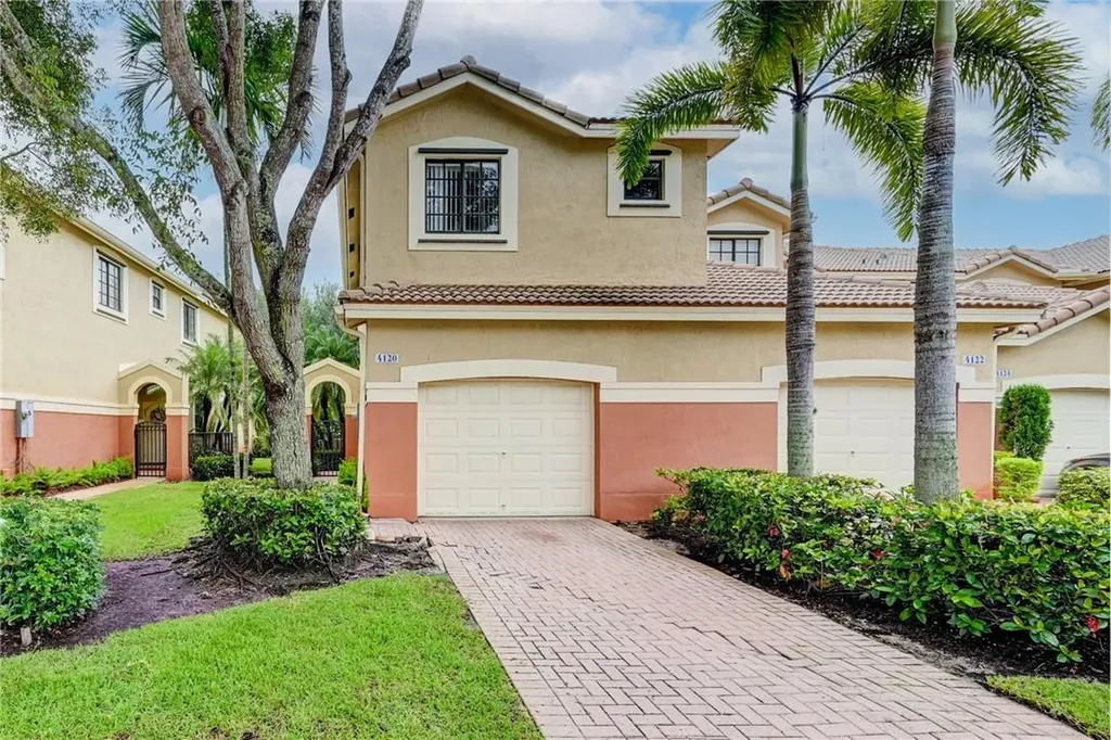 4120 Forest Drive Weston FL 33332