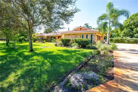 8688 NW 27th Street Coral Springs FL 33065