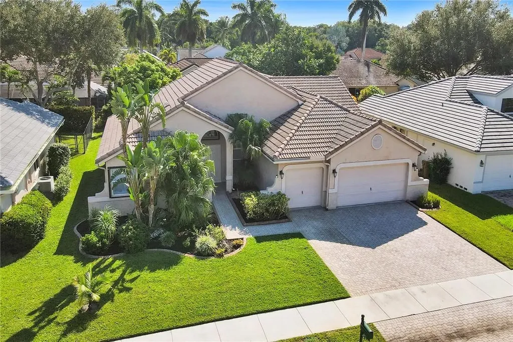 3270 Overlook Road Davie FL 33328