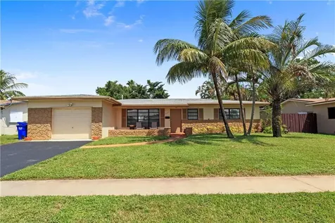 8291 NW 17th Court Pembroke Pines FL 33024