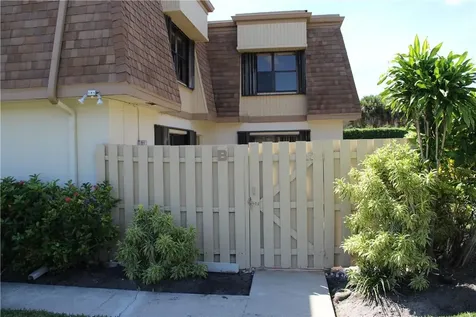 2686 NW 7th Court Delray Beach FL 33445