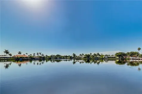 1510 NE 43rd Street Oakland Park FL 33334