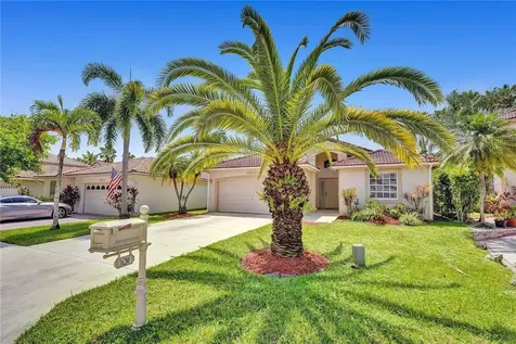 16280 La Costa Drive Weston FL 33326