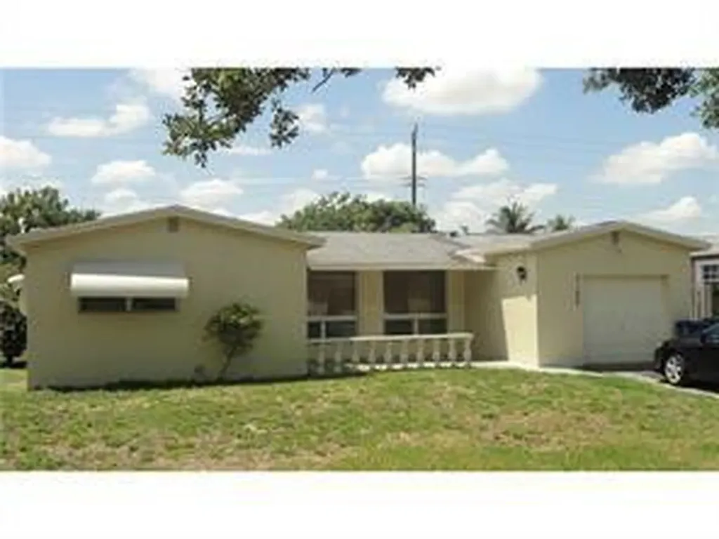 7150 Embassy Boulevard Miramar FL 33023