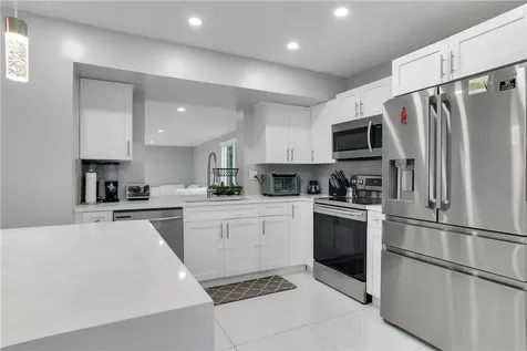 3407 NW 45th Terrace Lauderdale Lakes FL 33319