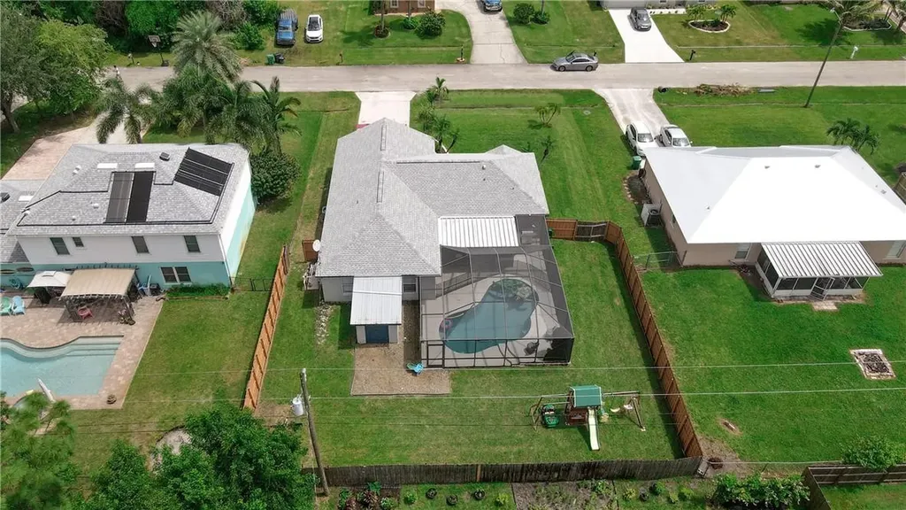 4242 SW Mcclellen Street Port St Lucie FL 34953