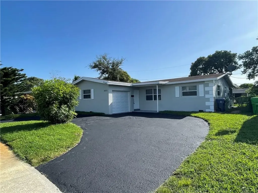 2273 NW 81st Avenue Sunrise FL 33322