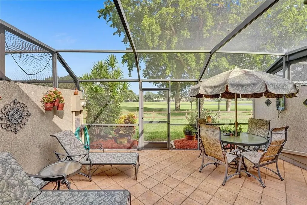 1421 W Fairway Road Pembroke Pines FL 33026