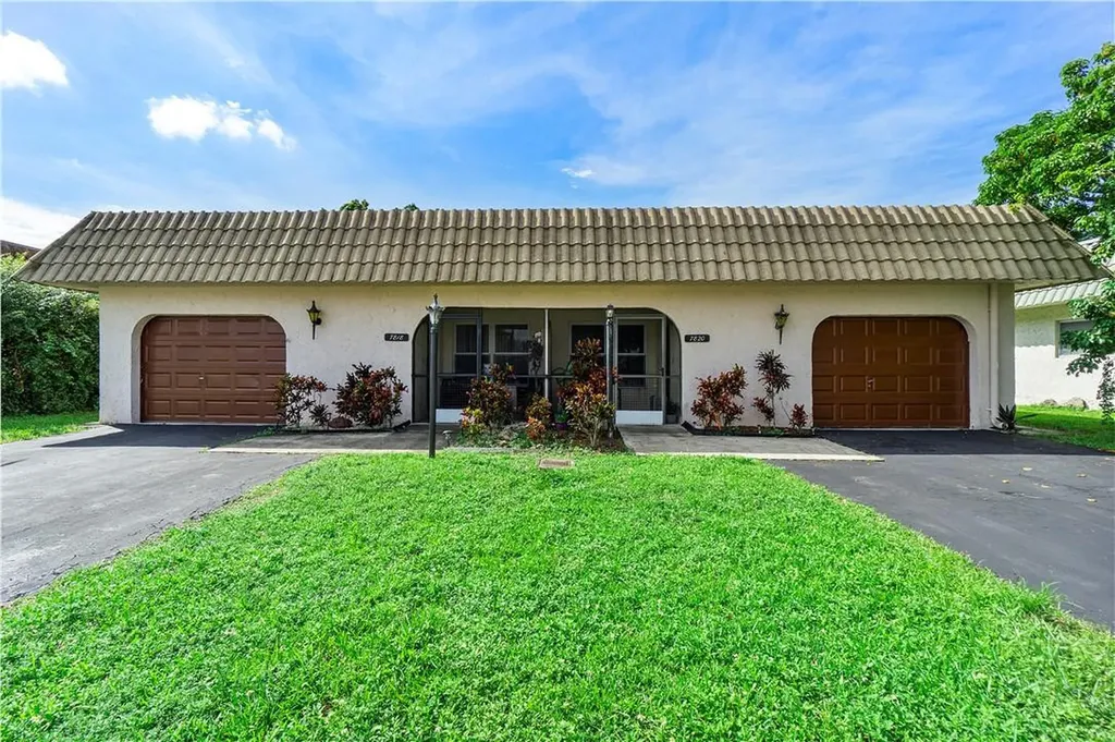 7818-7820 NW 70th Court Tamarac FL 33321