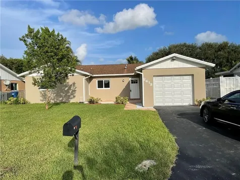 2413 NW 98th Terrace Coral Springs FL 33065