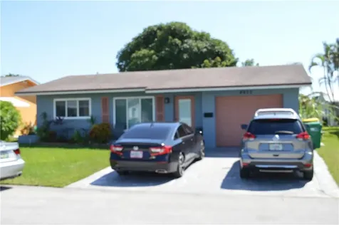 4932 NW 54th Court Tamarac FL 33319