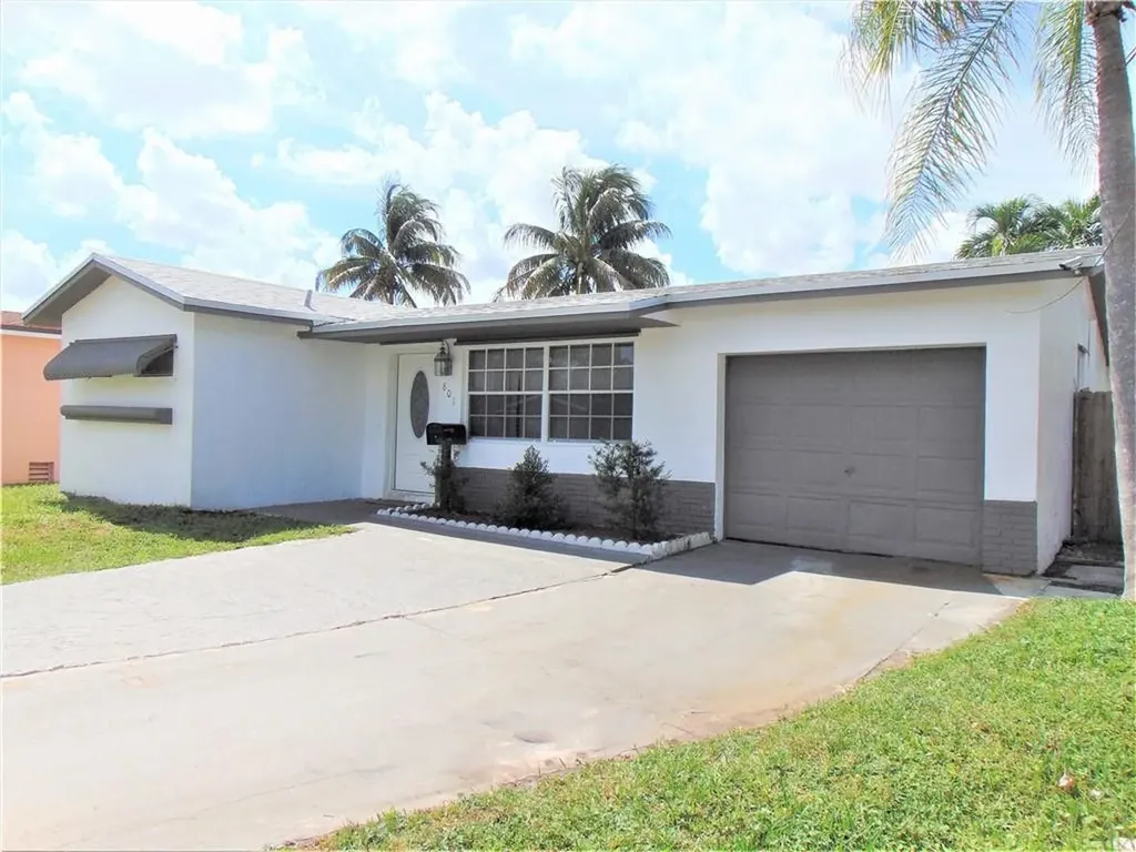 801 SW 63rd Terrace North Lauderdale FL 33068