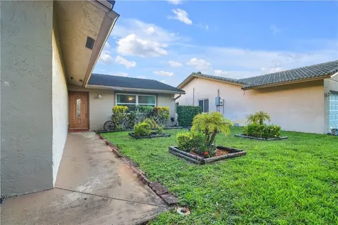 8914 NW 26th Court Coral Springs FL 33065