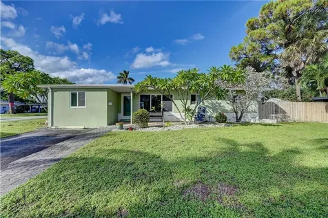 235 SW 13th Street Pompano Beach FL 33060