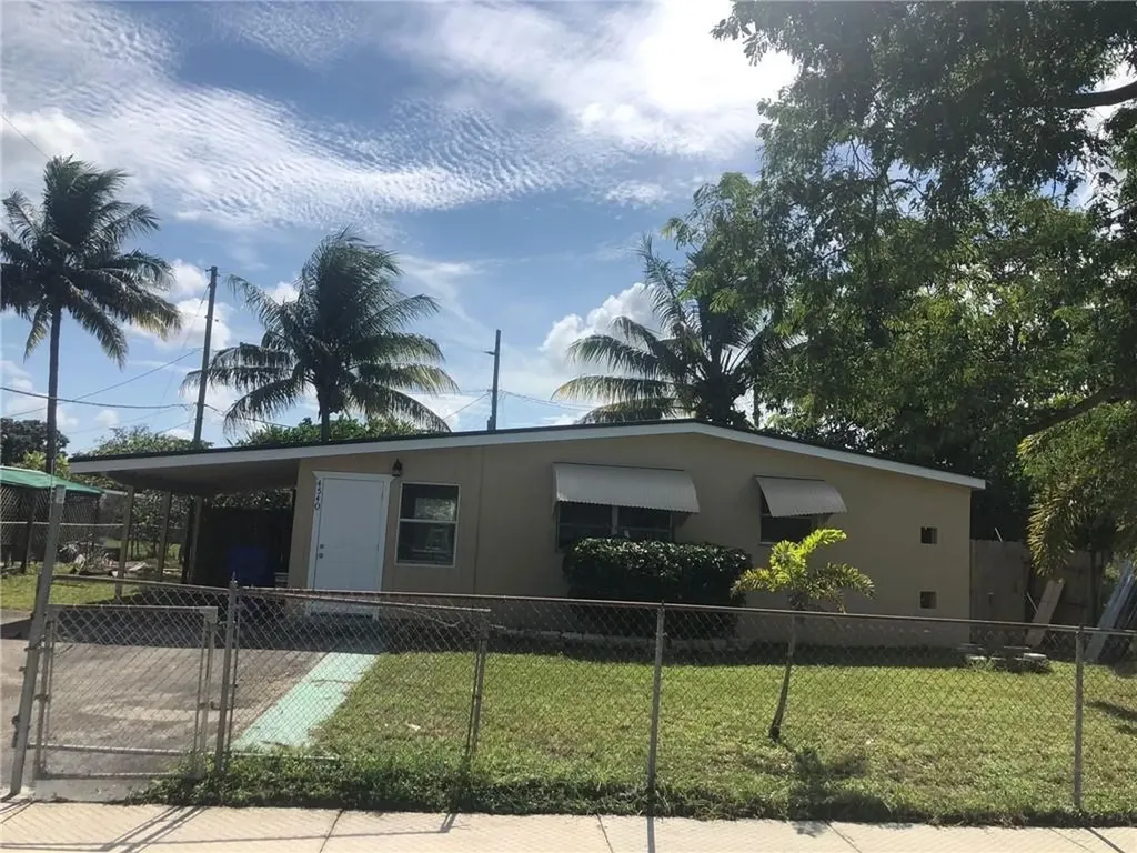 4540 SW 36th Street West Park FL 33023