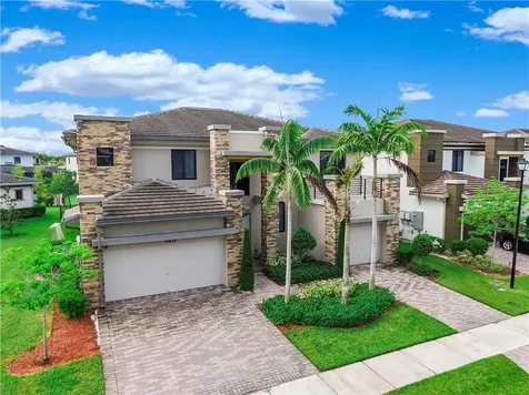 10432 N Lago Vista Circle Parkland FL 33076