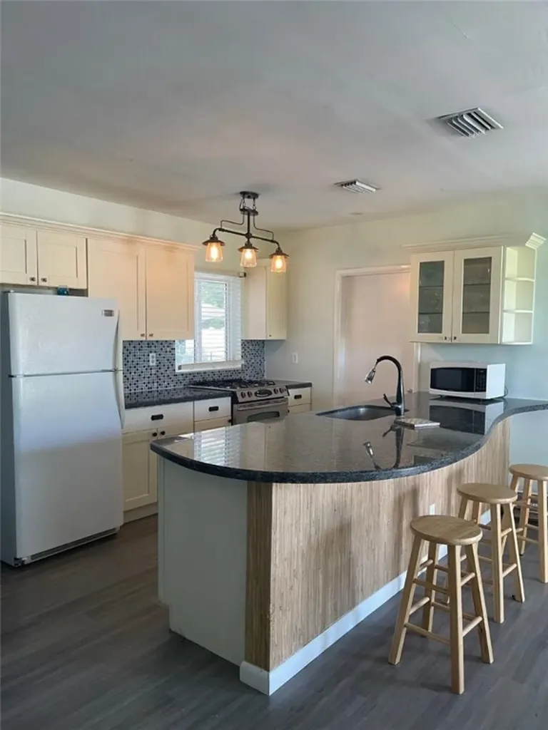 815 S Arnold Avenue Lantana FL 33462
