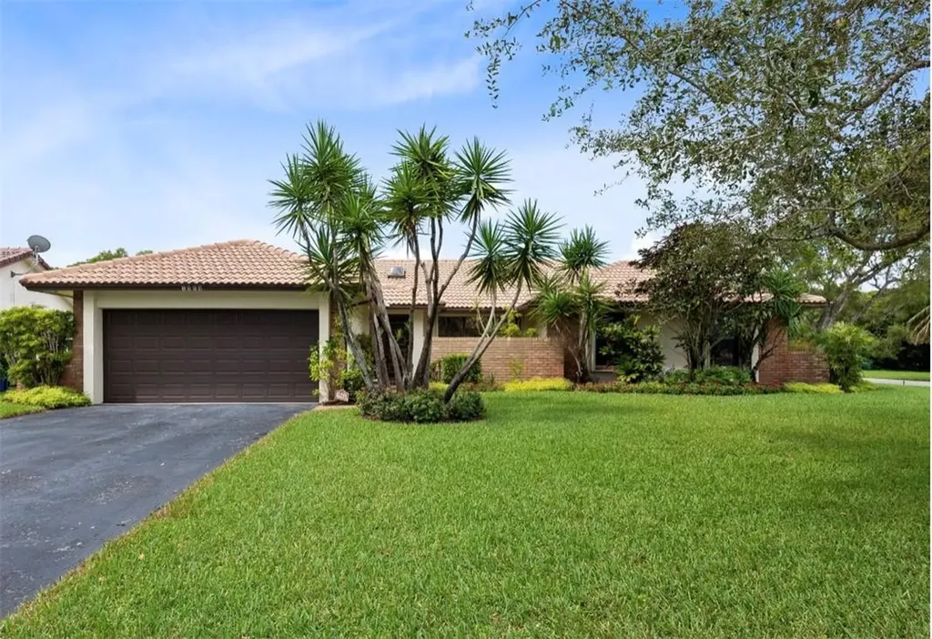 1884 NW 115th Way Coral Springs FL 33071