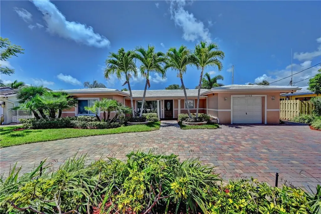 2346 SE 11th Street Pompano Beach FL 33062