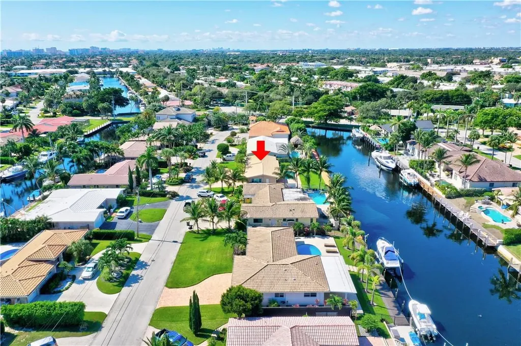 4001 NE 23rd Terrace Lighthouse Point FL 33064
