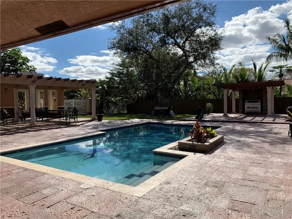 9290 NW 14th Court Coral Springs FL 33071