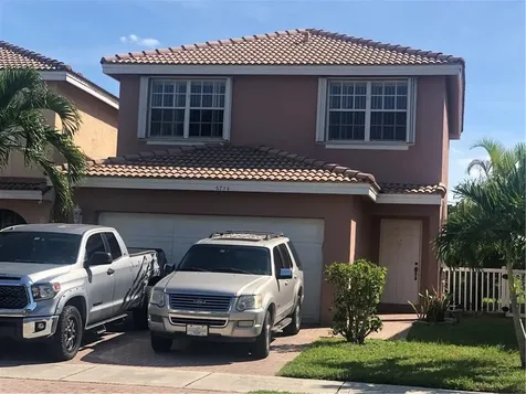 6714 NW 39th Lane Lauderhill FL 33319