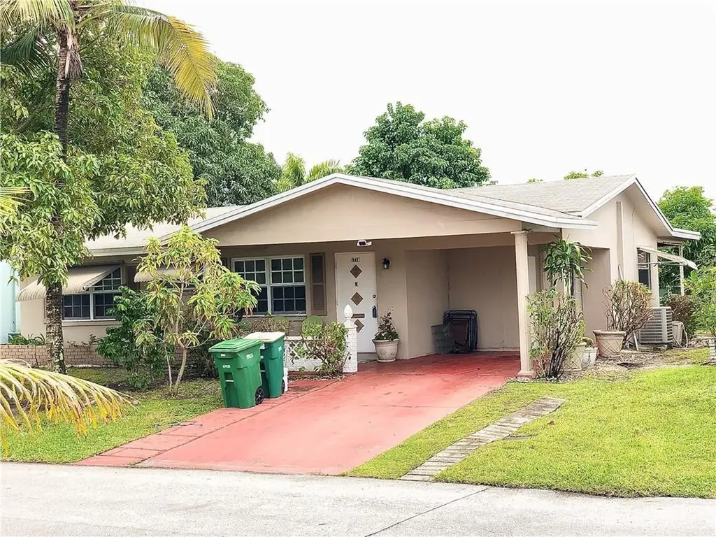 4716 NW 50th Street Tamarac FL 33319